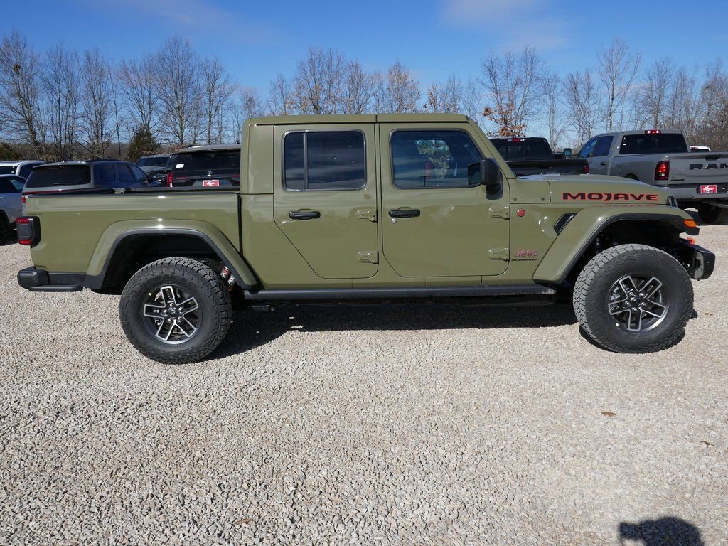 New 2026 Jeep Gladiator Mojave image 3