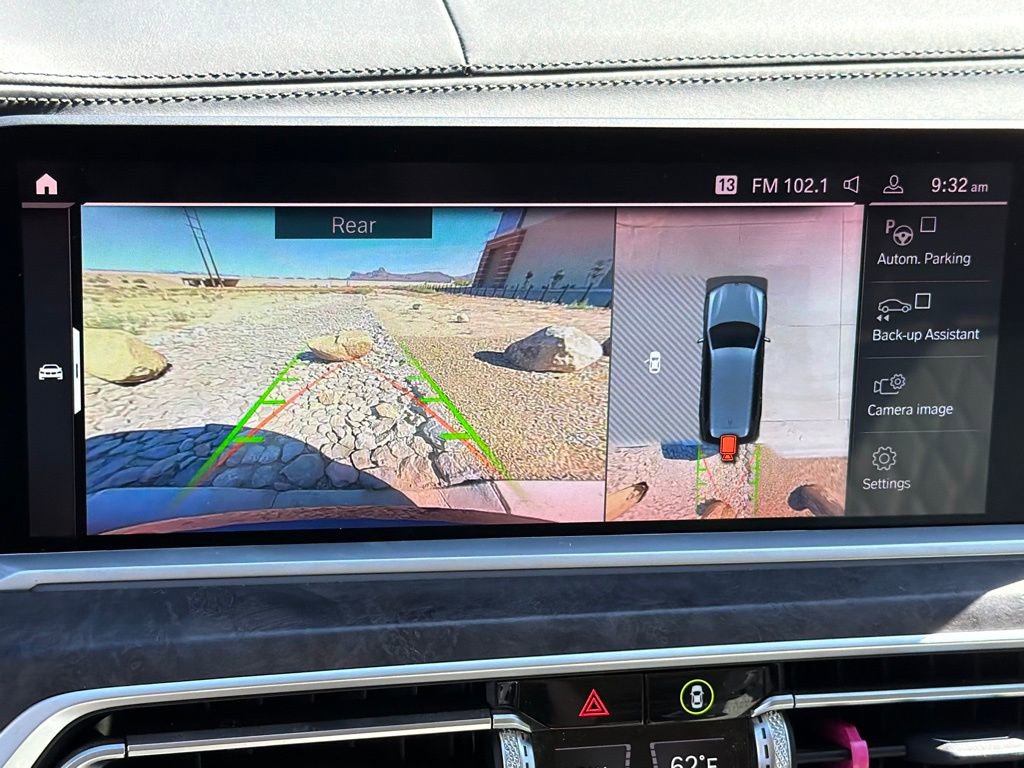 Used 2021 BMW X7 xDrive40i w/ Dynamic Handling Package image 23