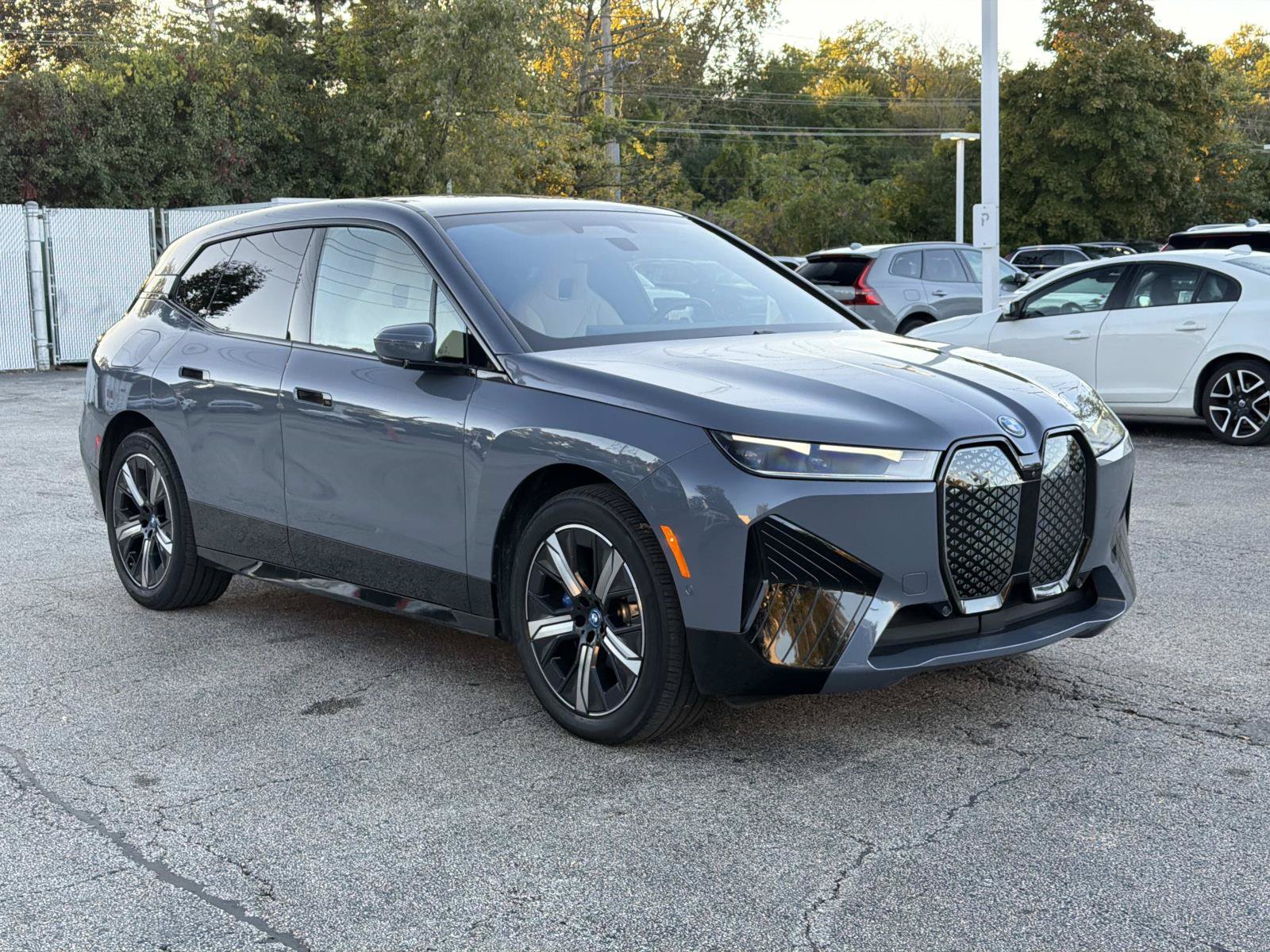Certified 2024 BMW iX xDrive50 w/ Premium Package AWD/4WD image 3