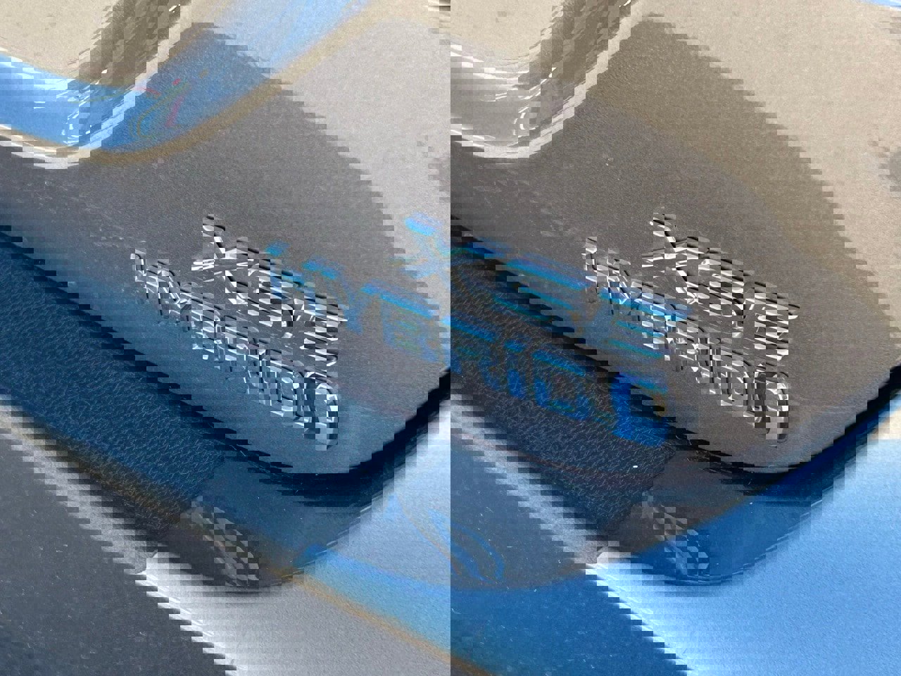 Used 2022 Toyota Camry XSE image 5