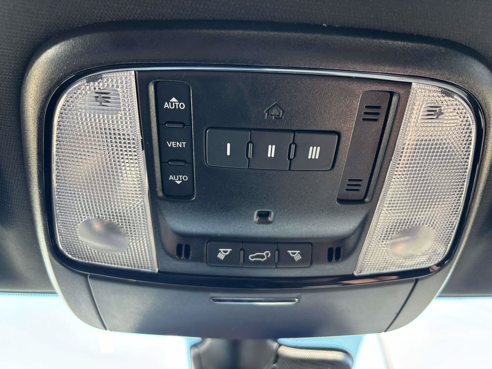 Certified 2025 Dodge Durango GT AWD/4WD image 28