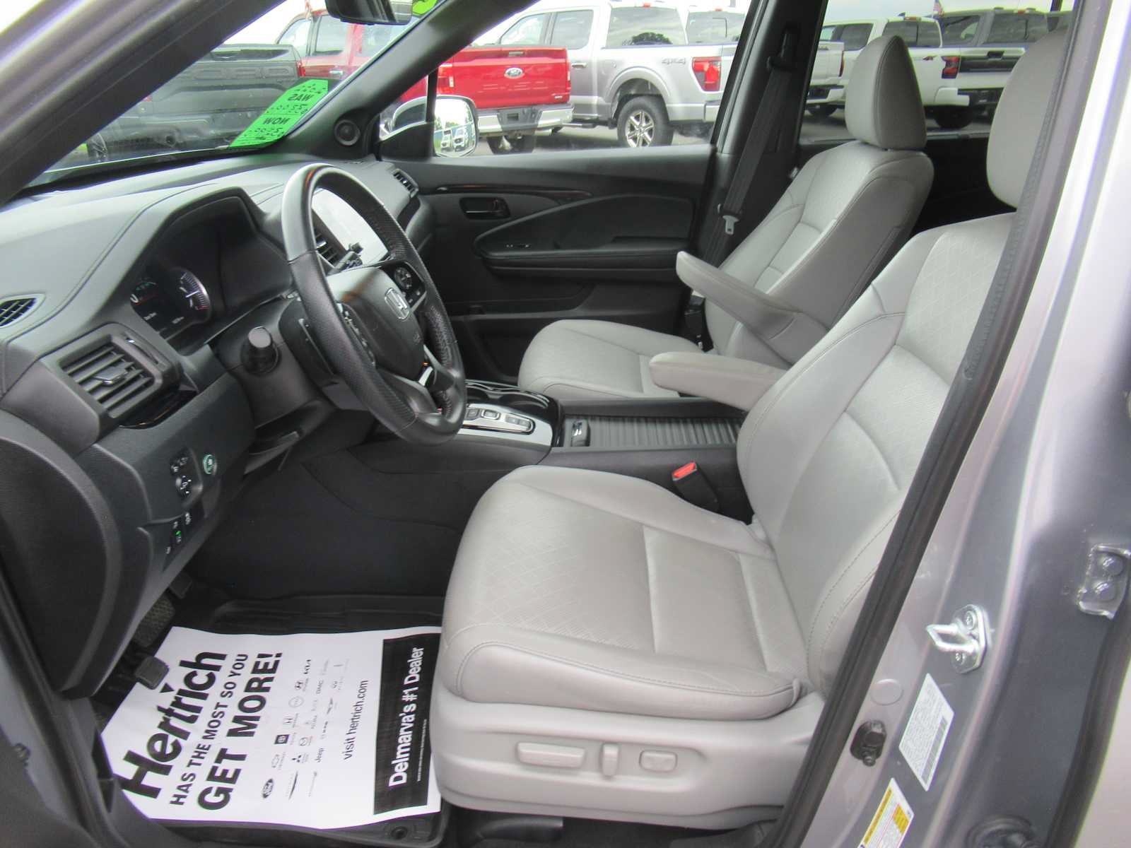 Used 2022 Honda Passport Elite image 14