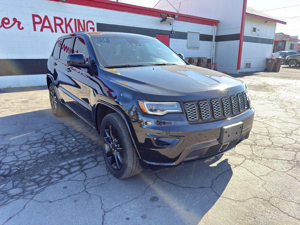 Used 2021 Jeep Grand Cherokee Laredo X image 8