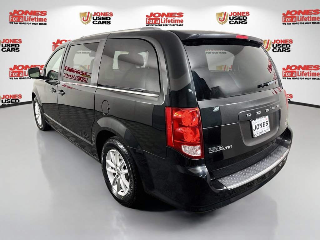 Used 2018 Dodge Grand Caravan SXT FWD image 2