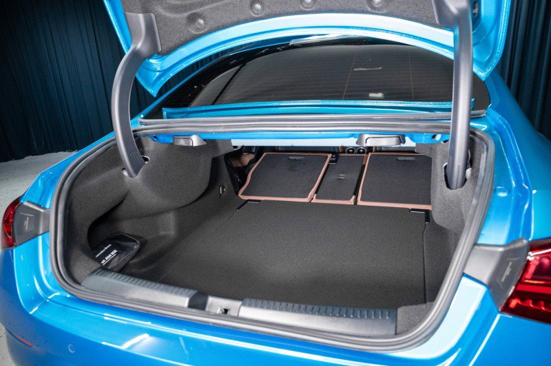 Certified 2026 Mercedes-Benz CLA 250 image 9