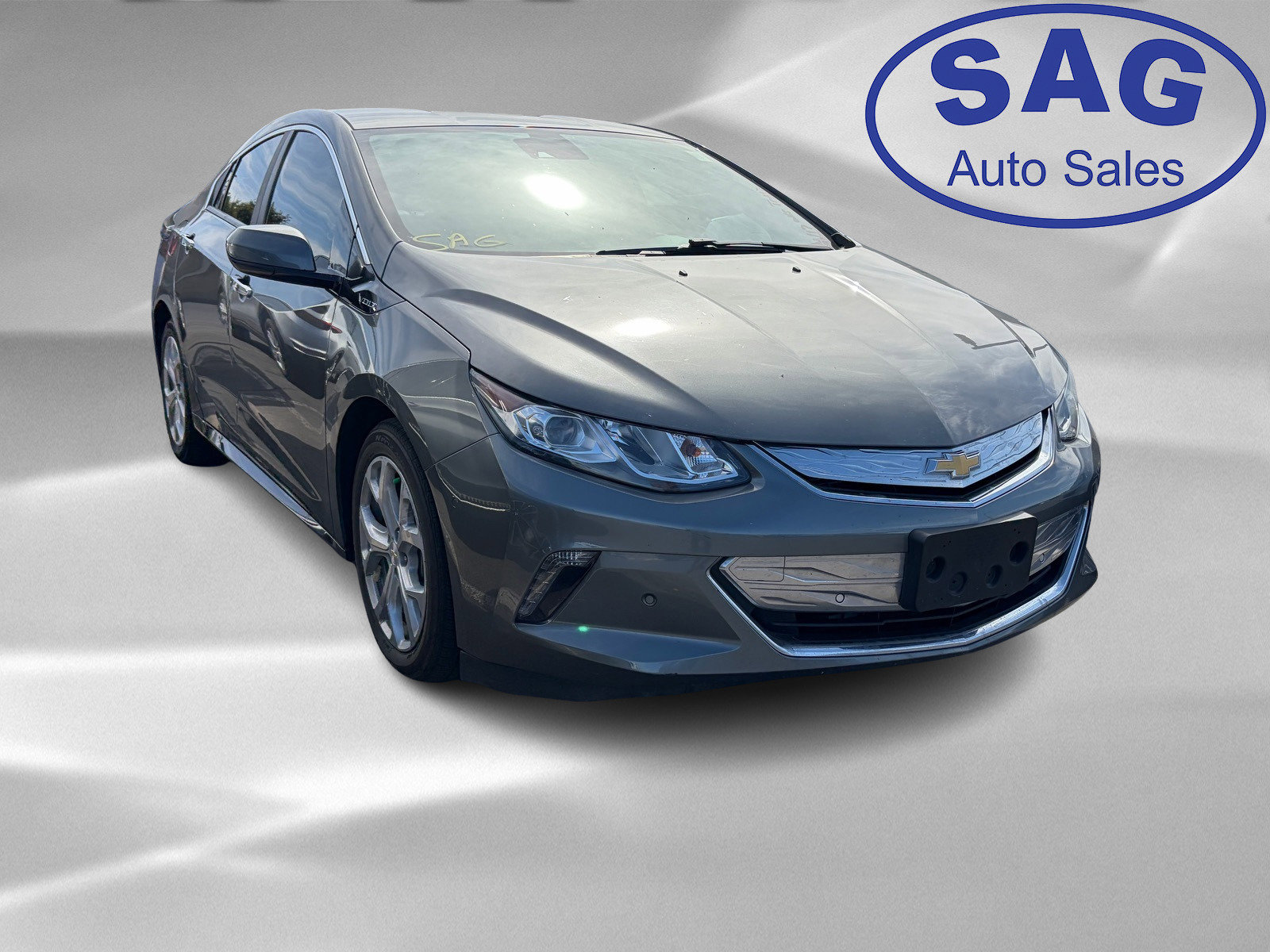Used 2016 Chevrolet Volt Premier w/ Driver Confidence Package image 2