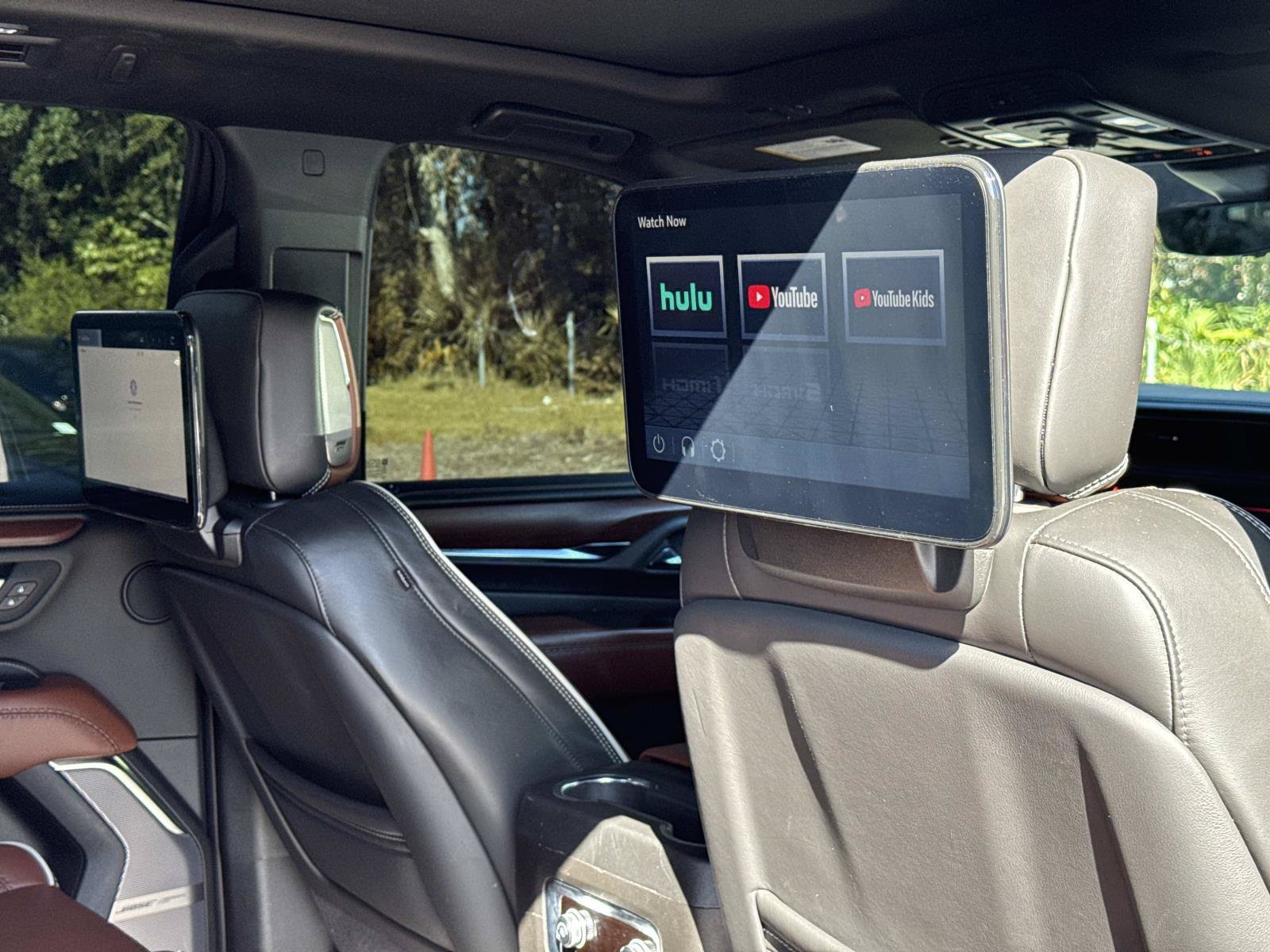Used 2024 GMC Yukon Denali Ultimate w/ LPO, Floor Liner Package AWD/4WD image 26