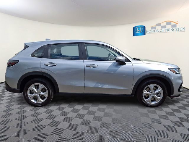 Certified 2023 Honda HR-V LX image 7