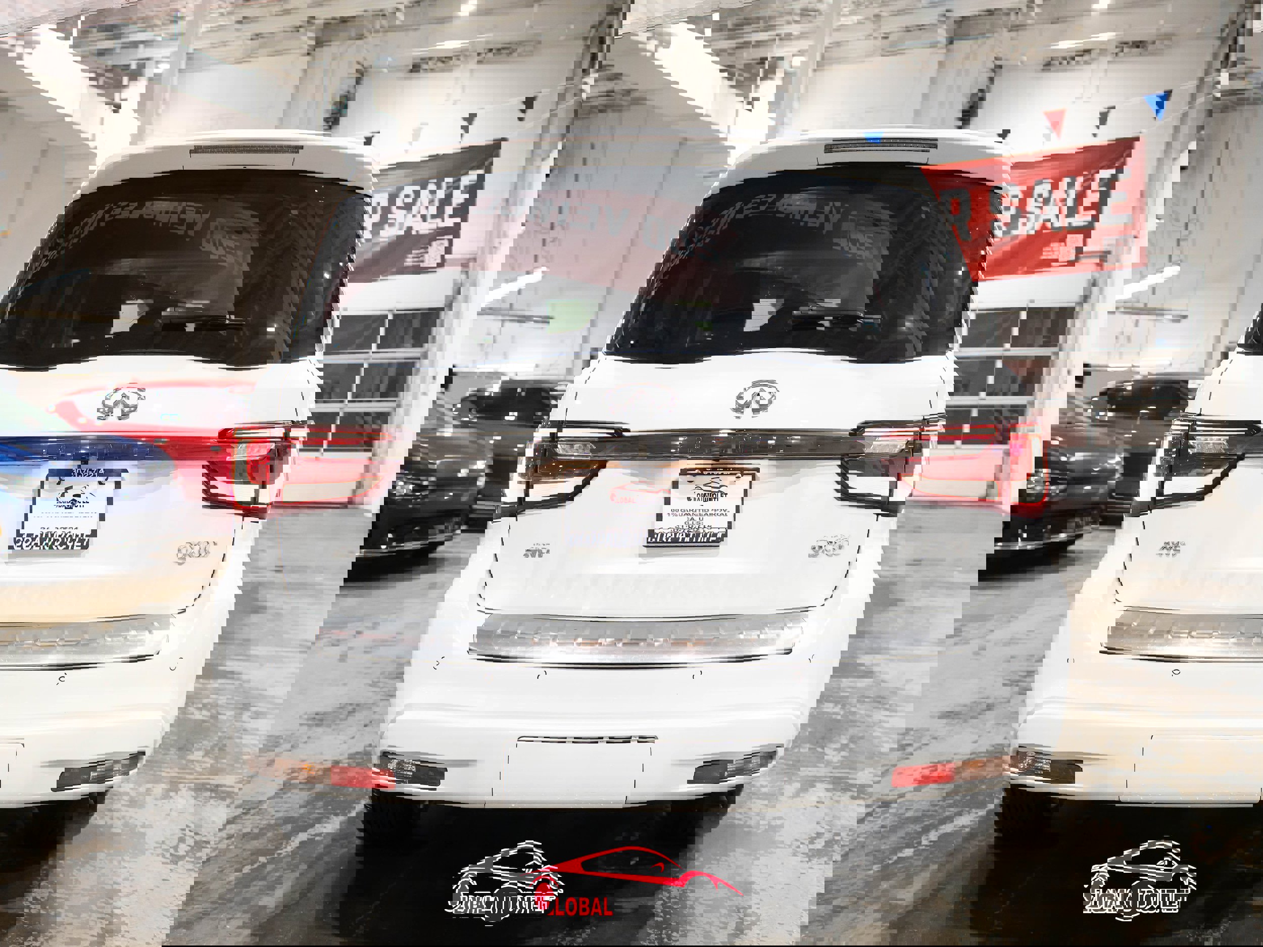 Used 2021 INFINITI QX80 Premium Select w/ All-Season Package image 6