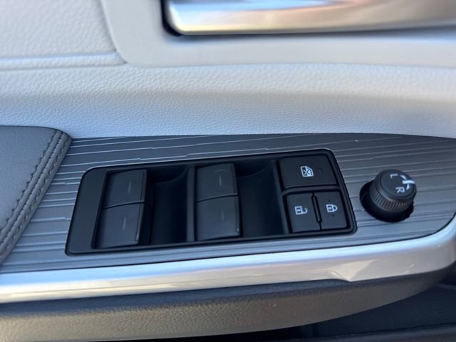 New 2026 Toyota Sienna XLE image 20