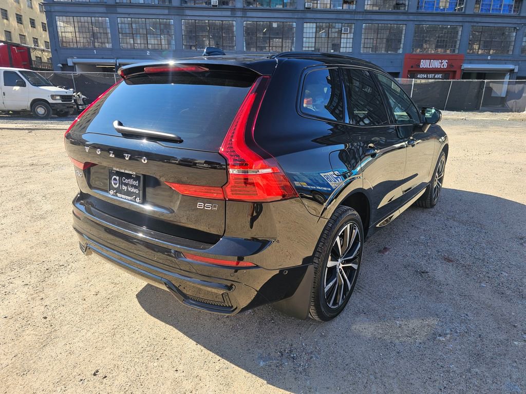 Certified 2024 Volvo XC60 B5 Plus image 4