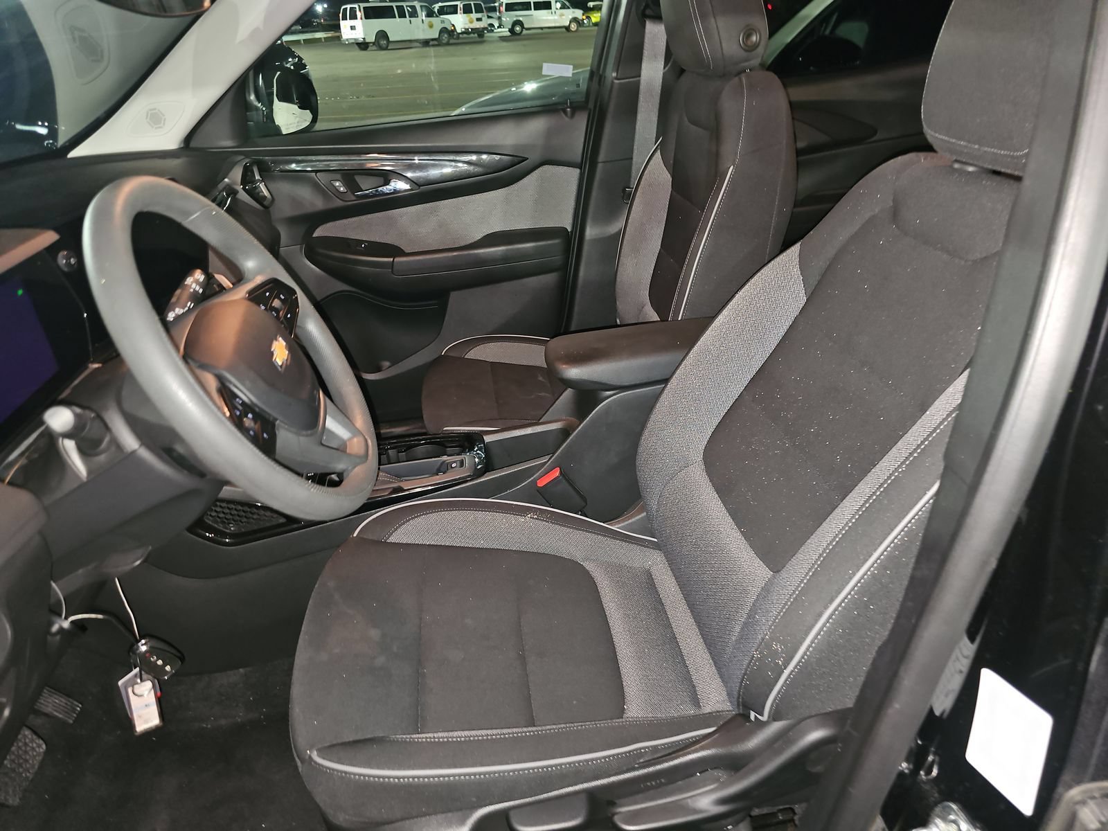 Used 2025 Chevrolet TrailBlazer LT AWD/4WD image 5