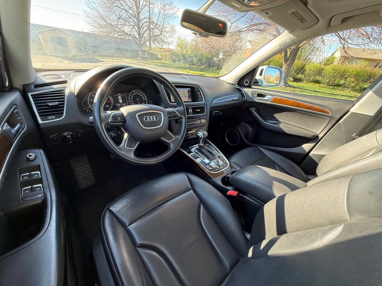 Used 2017 Audi Q5 2.0T Premium Plus w/ Technology Package AWD/4WD image 9