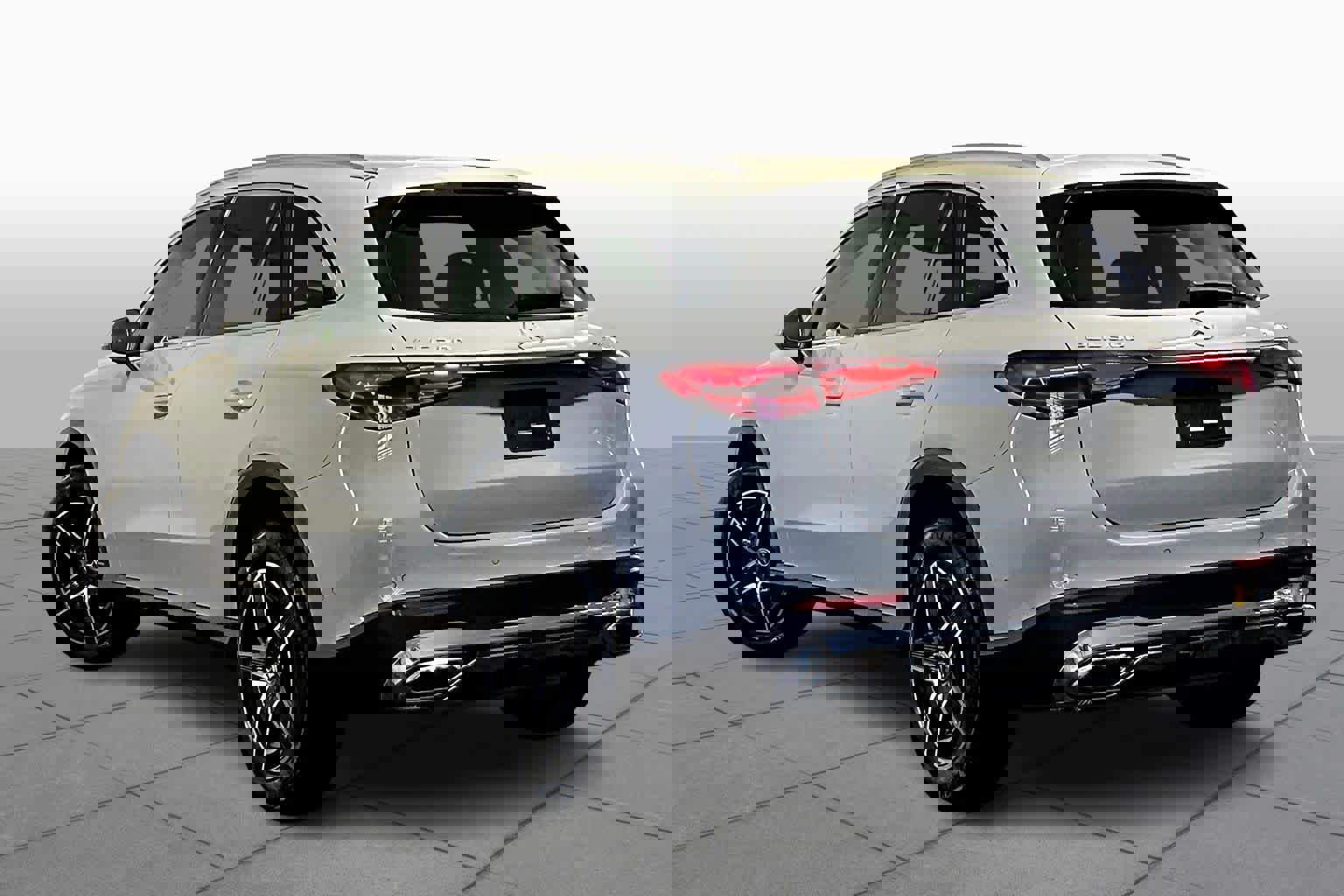 Certified 2026 Mercedes-Benz GLC 300 4MATIC image 12