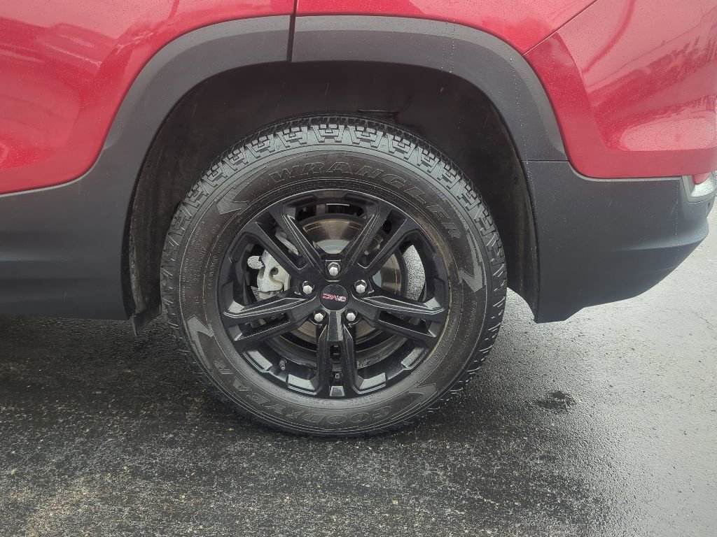 Certified 2024 GMC Terrain AT4 w/ Infotainment Package II AWD/4WD image 16