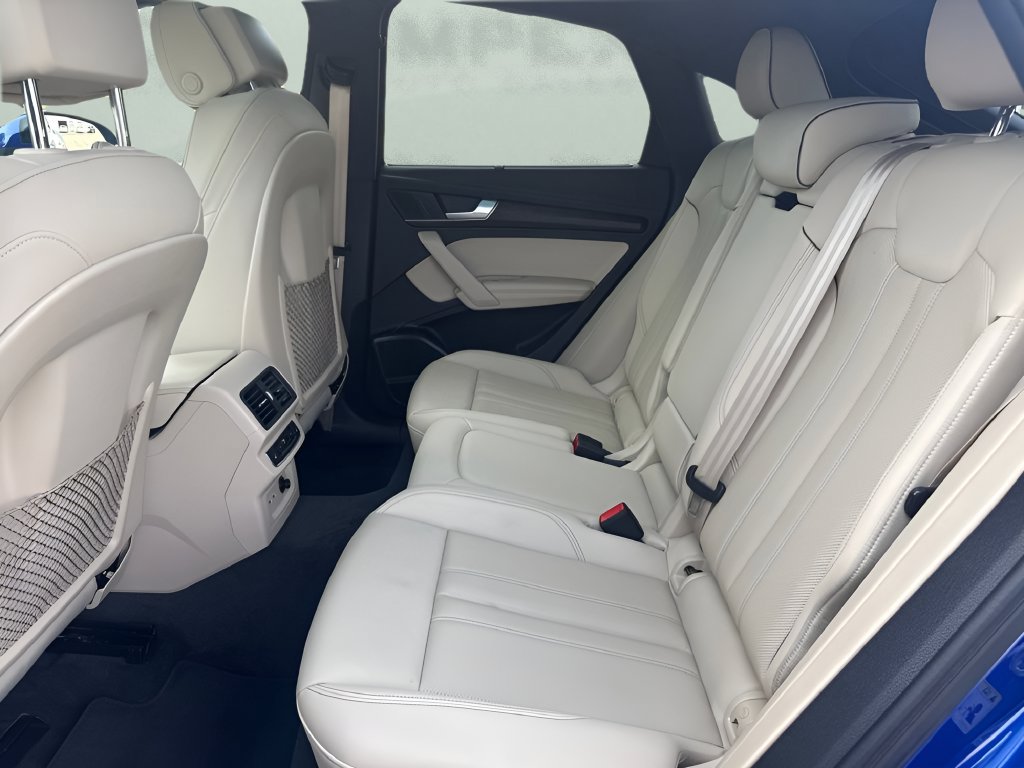 Used 2021 Audi Q5 Prestige w/ Prestige Package AWD/4WD image 13