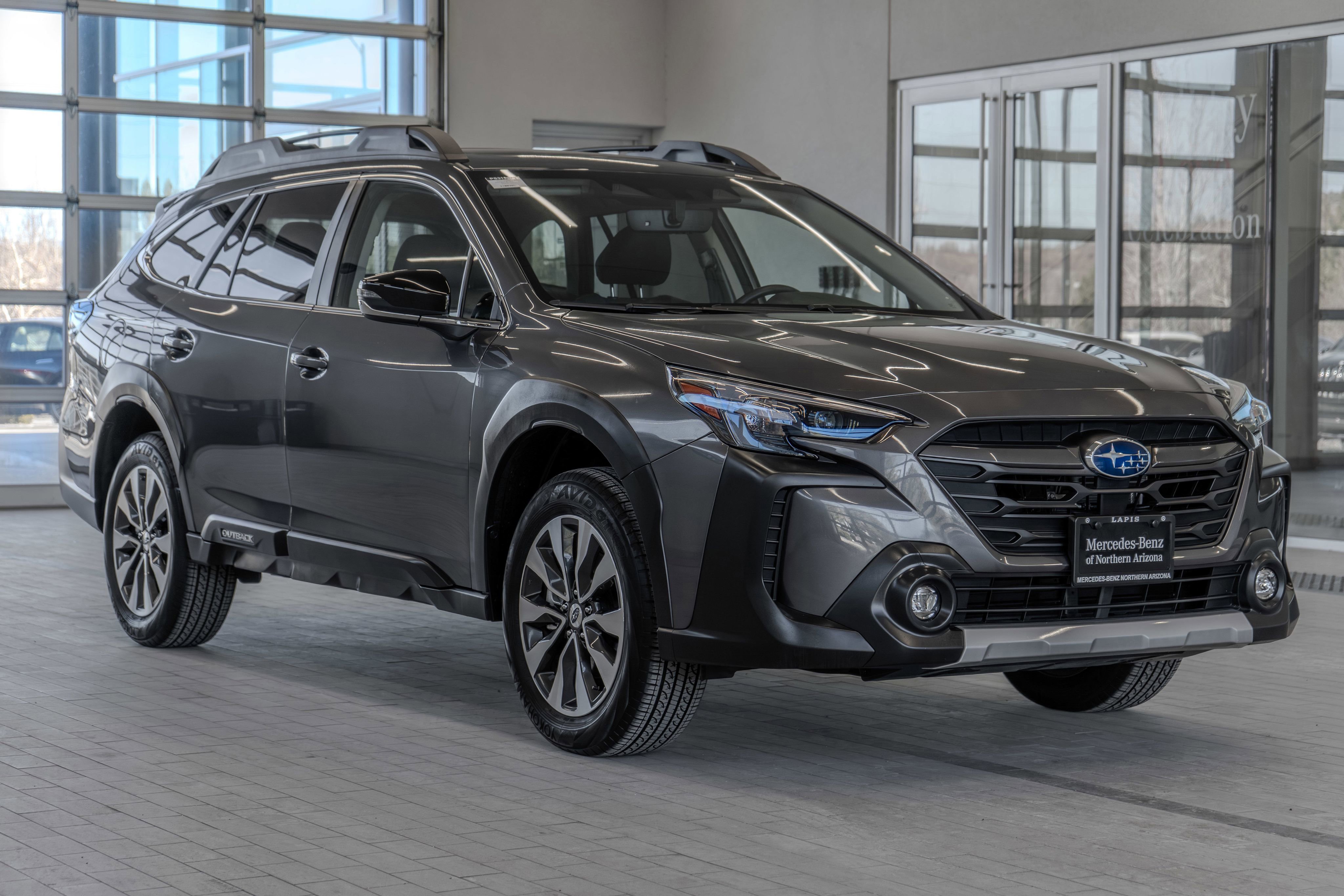 Used 2025 Subaru Outback Limited image 21