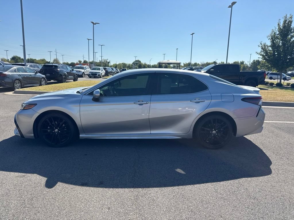 Used 2023 Toyota Camry XSE FWD image 6