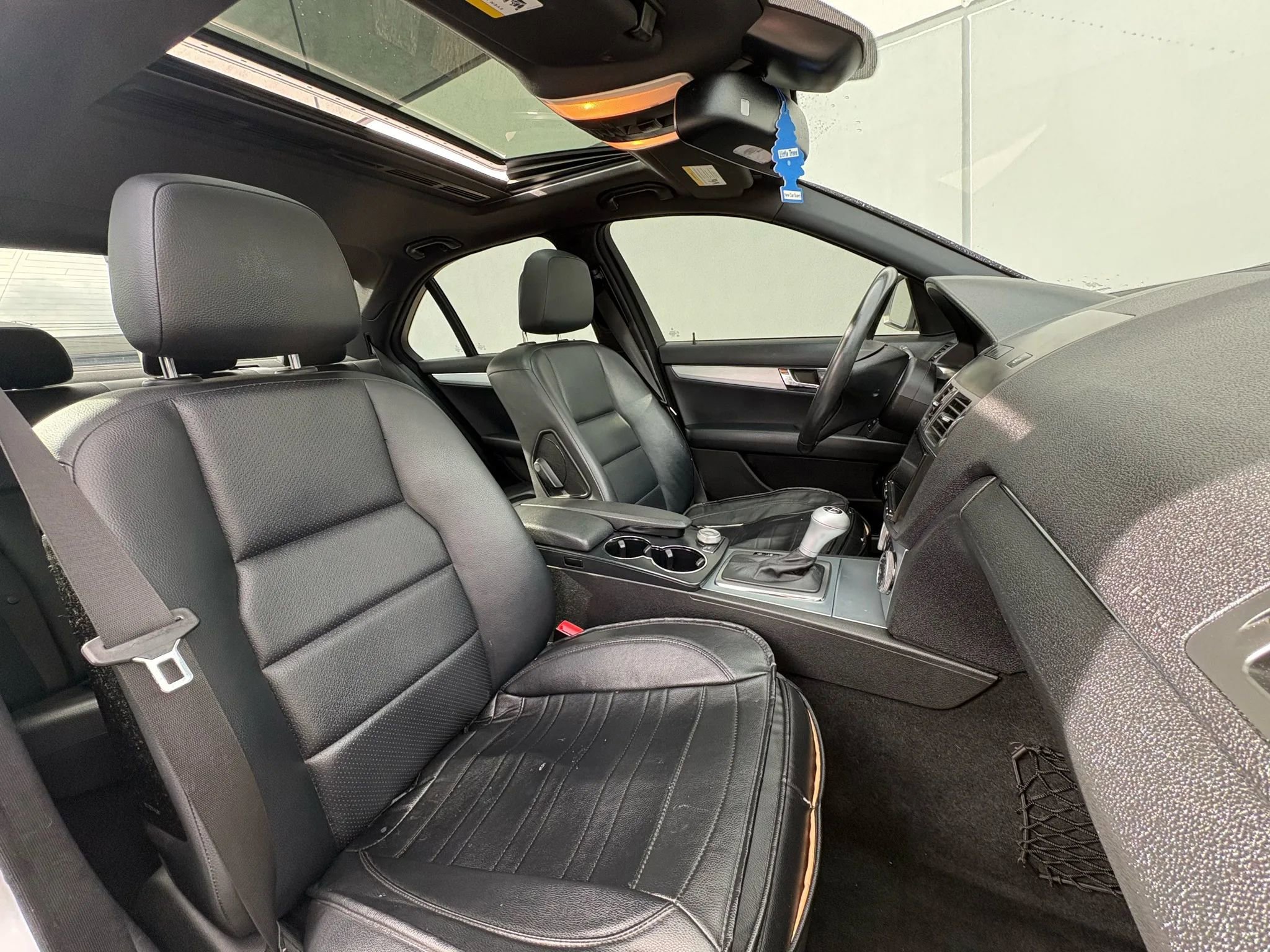 Used 2008 Mercedes-Benz C 300 4MATIC Sedan image 27