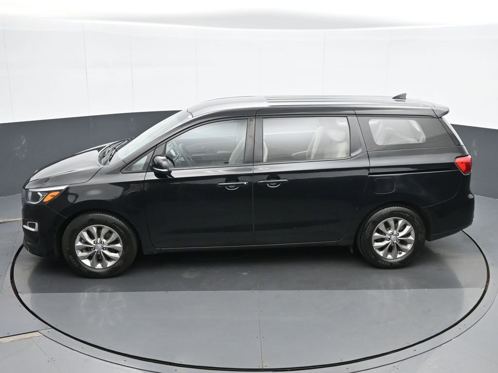 Used 2020 Kia Sedona L FWD image 19