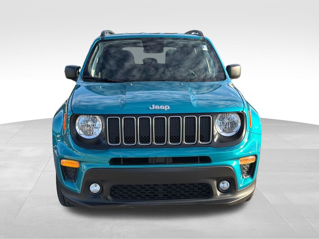Used 2022 Jeep Renegade Latitude image 9