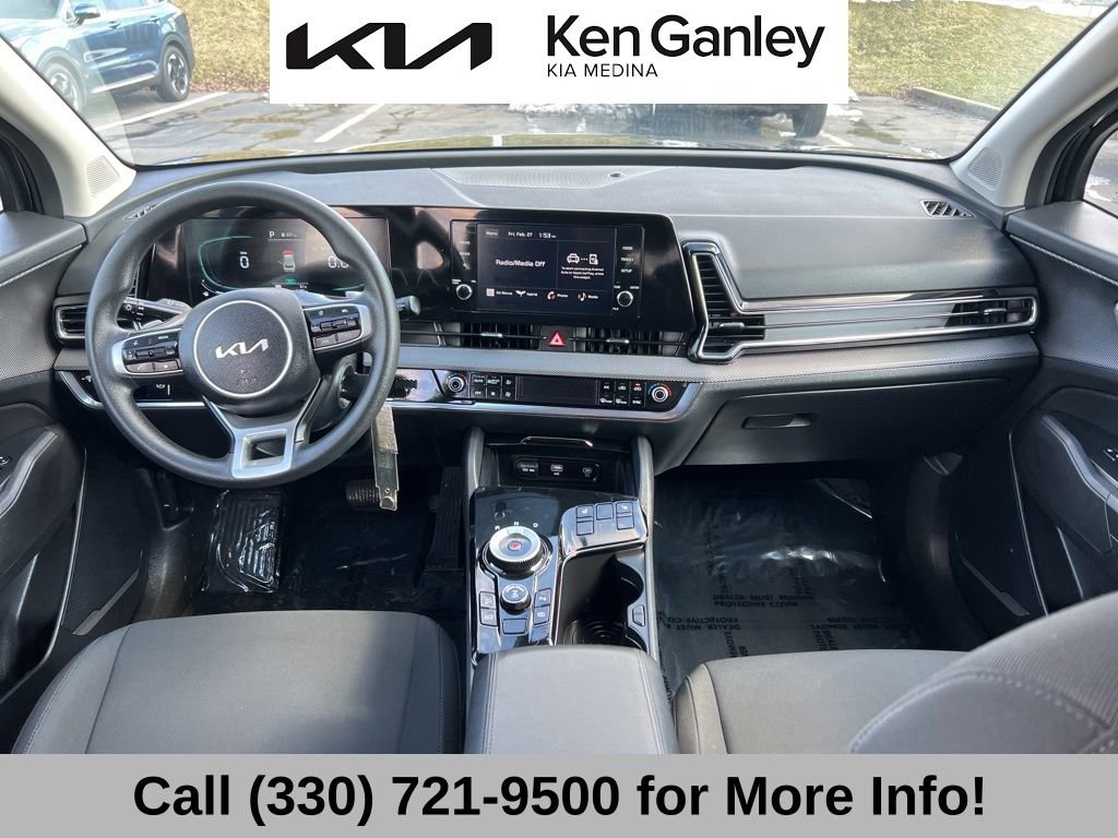 Certified 2025 Kia Sportage LX image 43