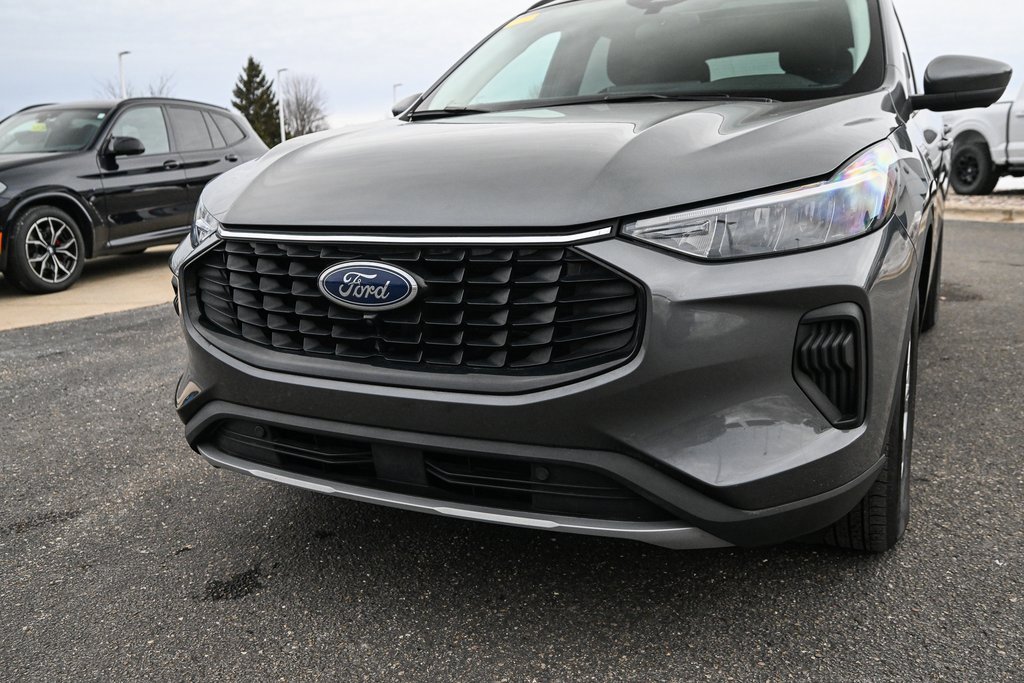 Certified 2023 Ford Escape Active w/ Tech Pack #2 image 11