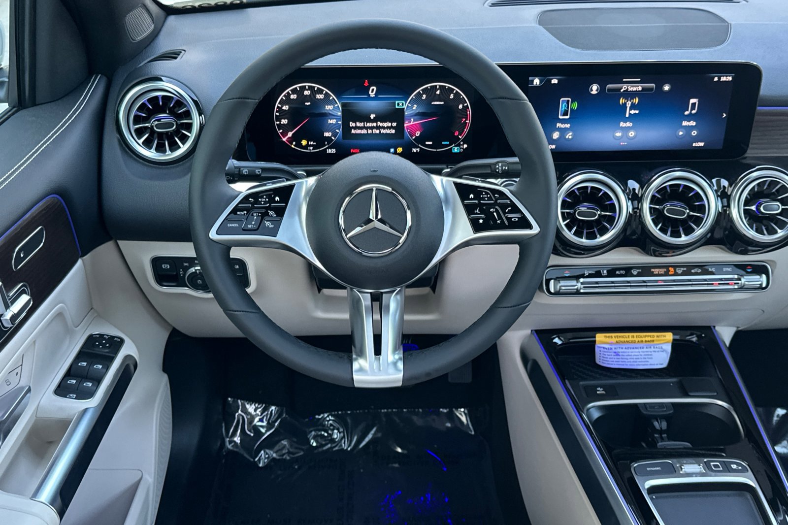 New 2025 Mercedes-Benz GLB 250 250 image 14