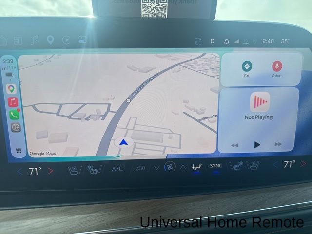 Used 2025 Chevrolet Suburban High Country image 11