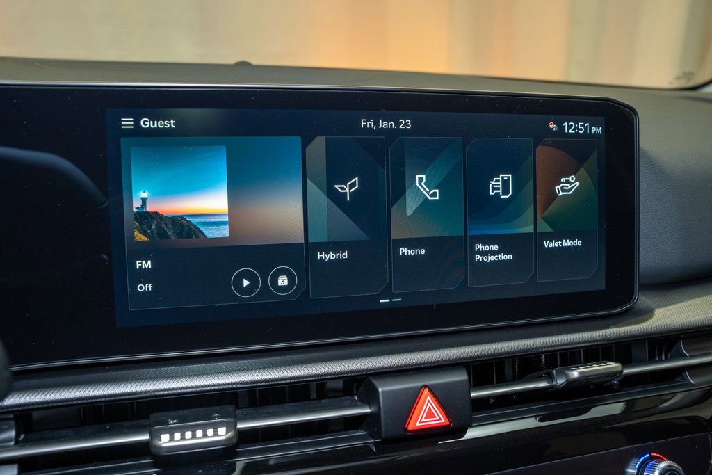 New 2026 Kia Sportage LX image 13