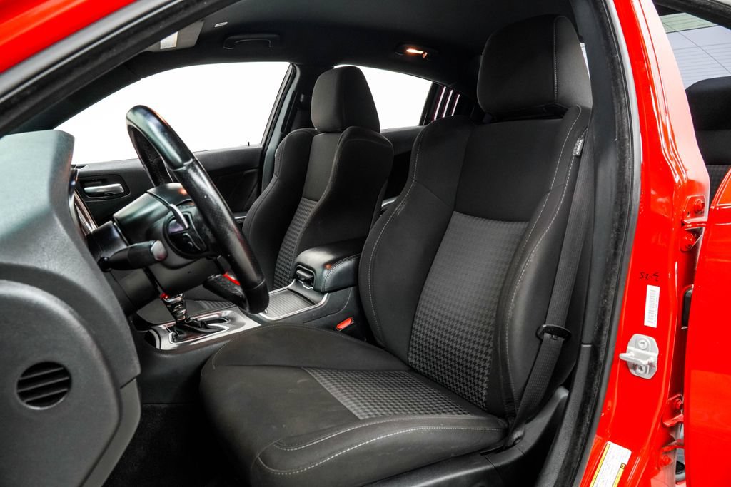Used 2020 Dodge Charger GT RWD image 15