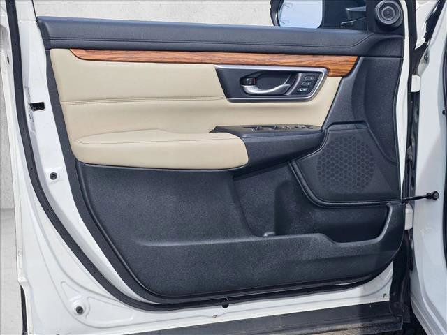 Used 2018 Honda CR-V Touring image 10
