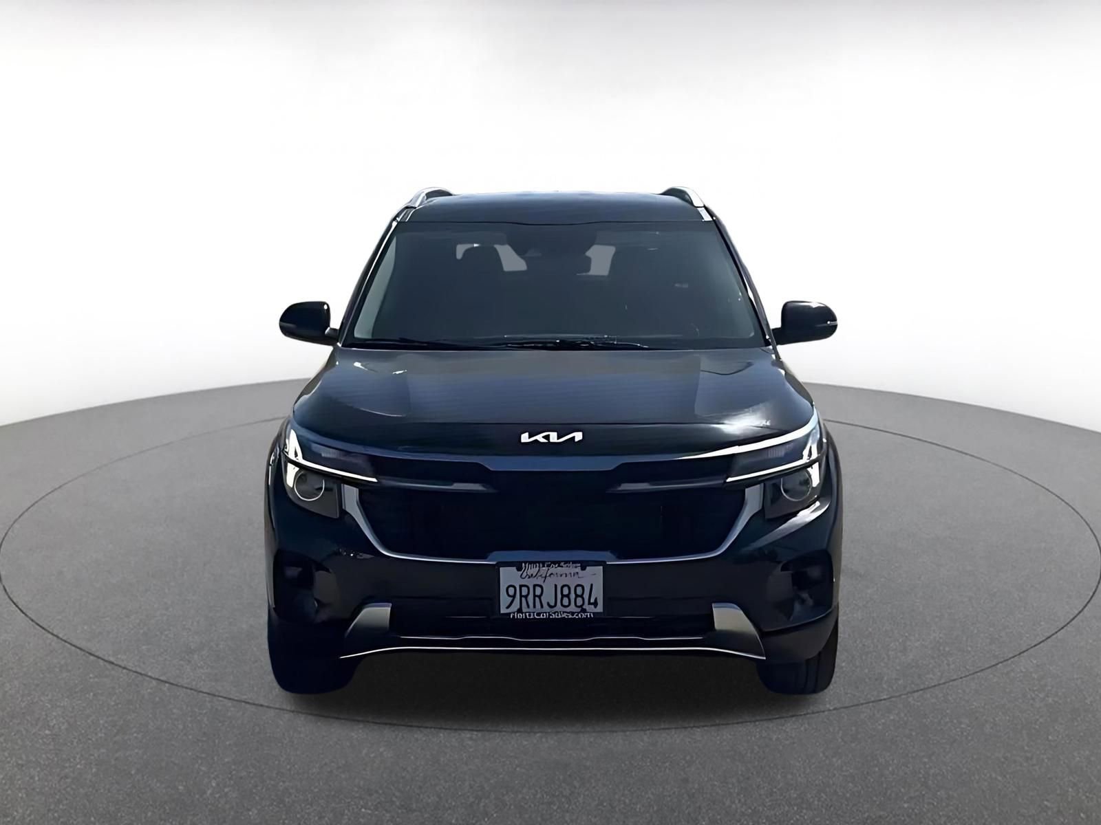 Used 2025 Kia Seltos S FWD image 4