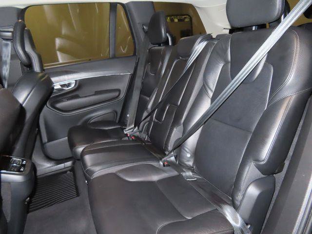 Used 2020 Volvo XC90 T5 Momentum FWD image 46