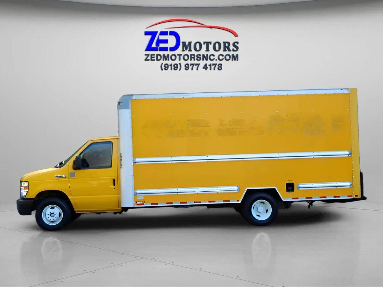 Used 2019 Ford E-350 and Econoline 350 Super Duty image 7