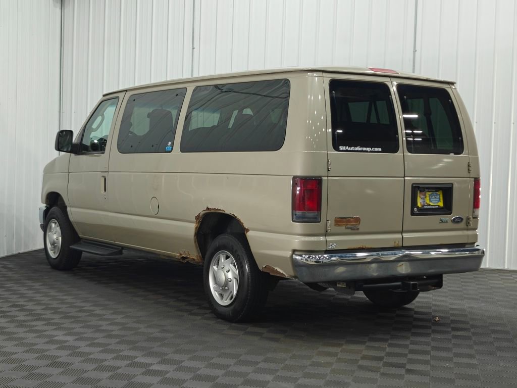 Used 2012 Ford E-350 and Econoline 350 XLT RWD image 12
