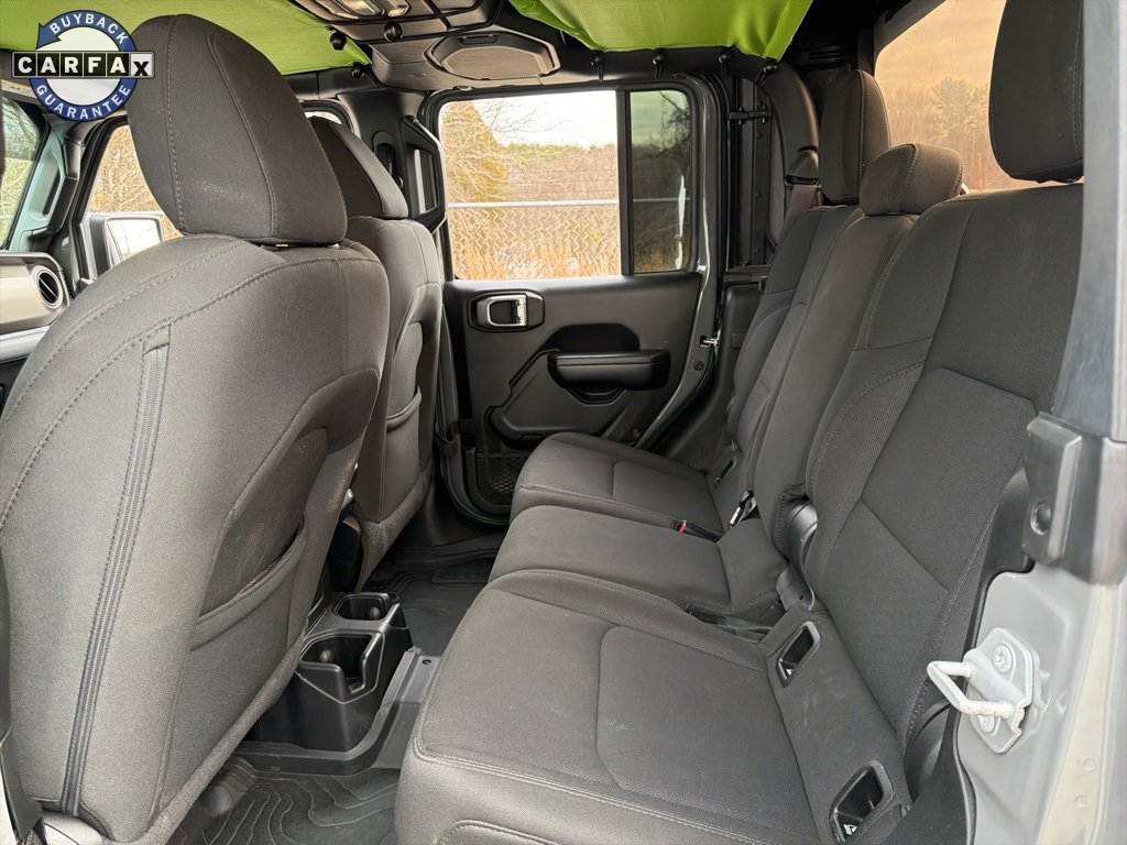Used 2021 Jeep Gladiator Willys image 16