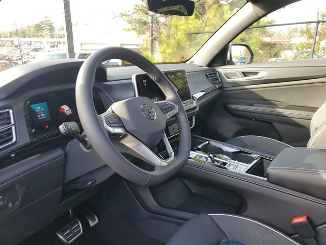 New 2026 Volkswagen Atlas Cross Sport SEL Premium R-Line AWD/4WD image 18