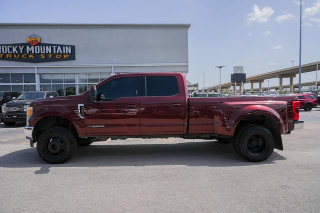 Used 2017 Ford F350 Lariat w/ Lariat Value Package AWD/4WD image 14