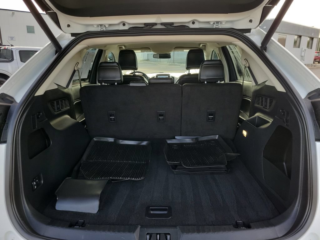 Used 2024 Ford Edge SEL w/ Convenience Package AWD/4WD image 8