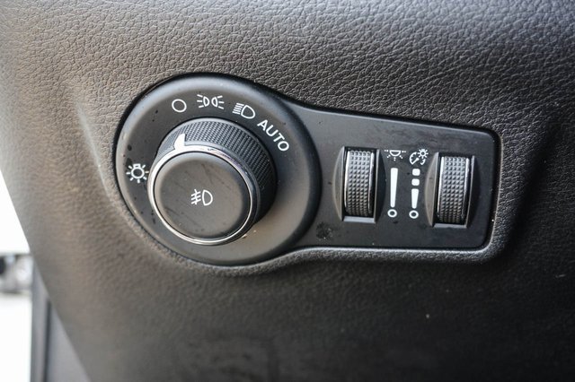 Used 2023 Jeep Compass Trailhawk image 25