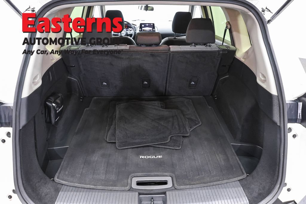 Used 2023 Nissan Rogue SV AWD/4WD image 11