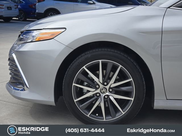 Used 2024 Toyota Camry XLE w/ Cold Weather Package image 8