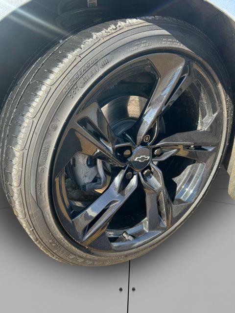 Used 2023 Chevrolet Camaro LT RWD image 24