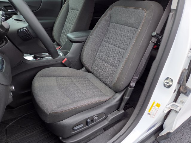 Used 2023 Chevrolet Equinox LT FWD image 22