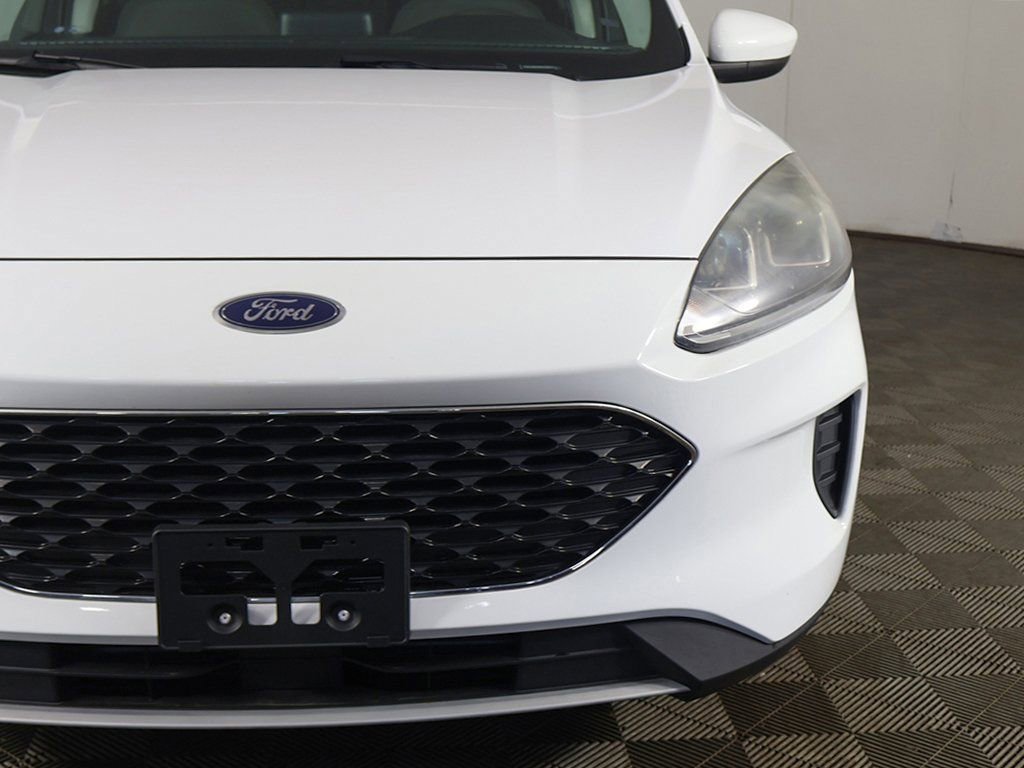 Used 2021 Ford Escape SE image 11
