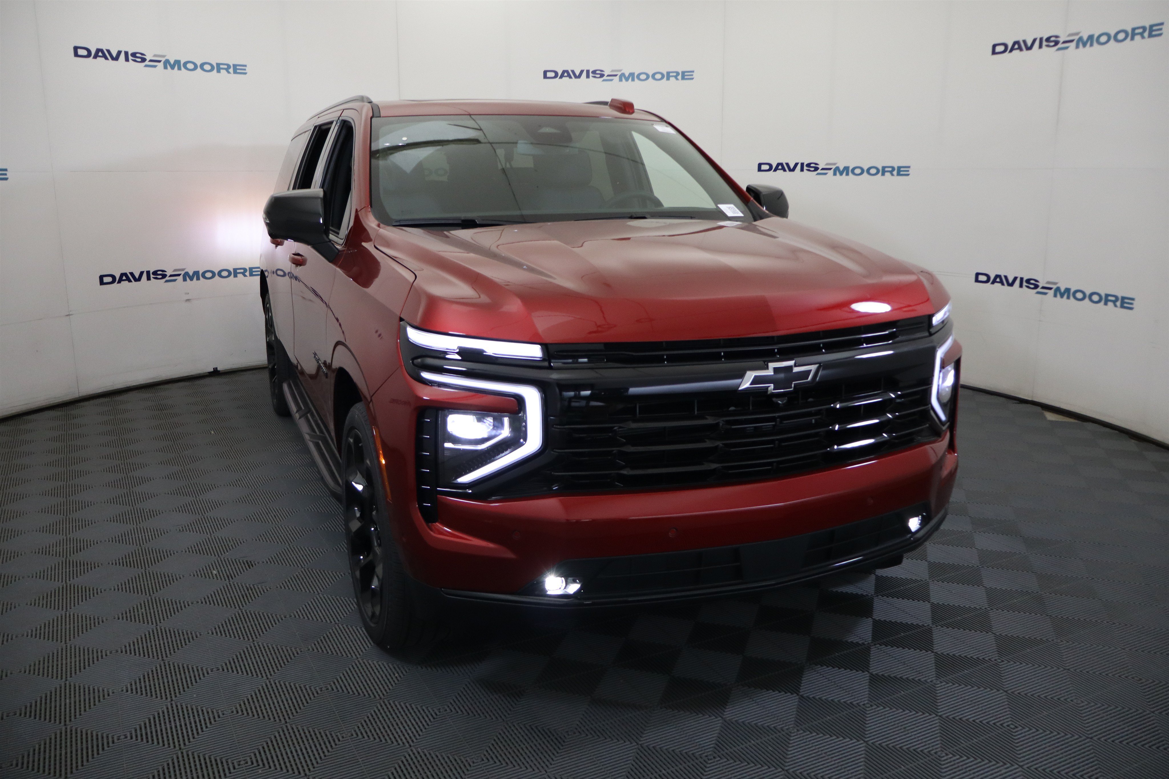 New 2026 Chevrolet Suburban RST AWD/4WD image 3