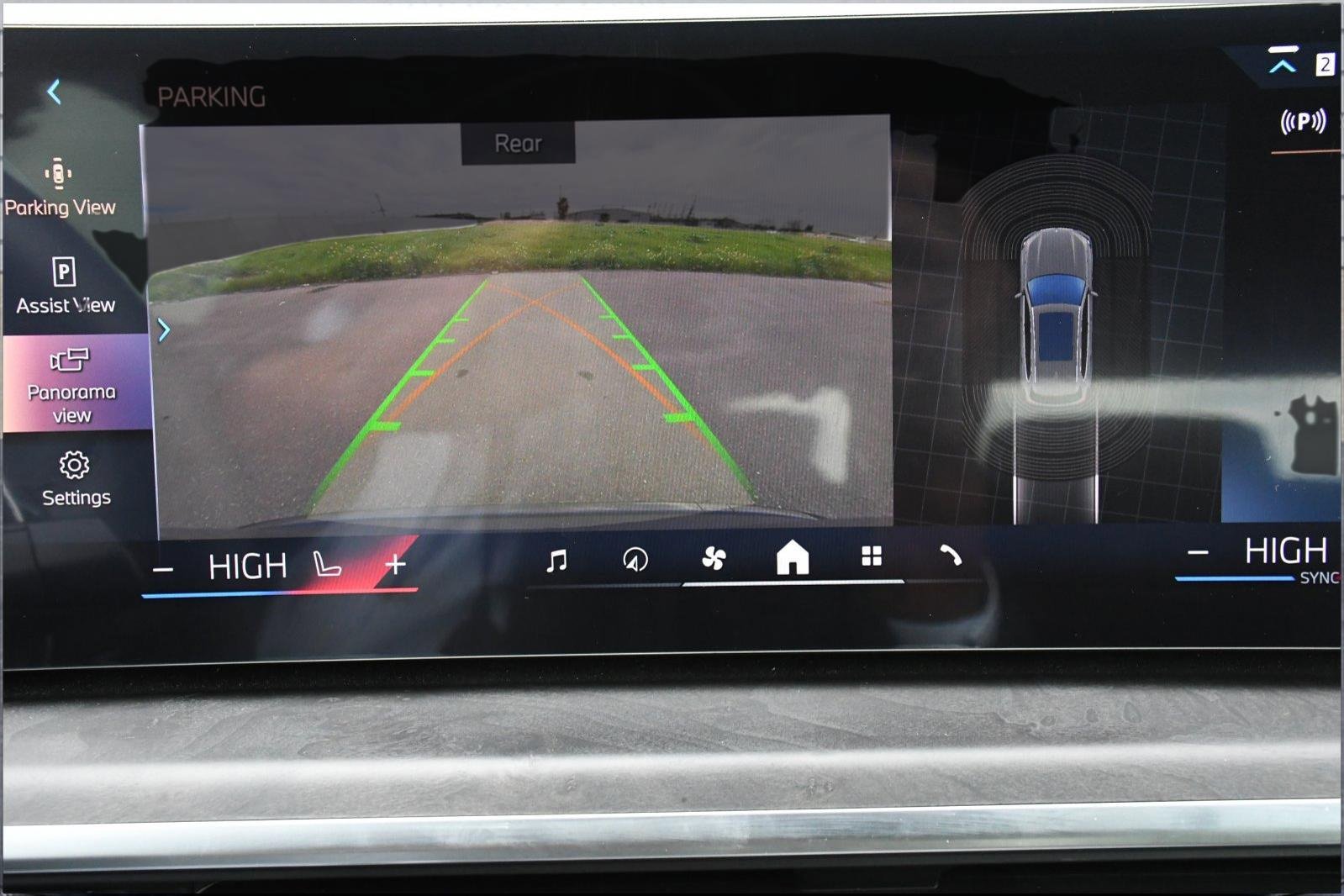 Used 2026 BMW X5 xDrive40i image 14