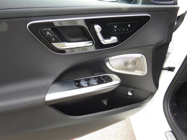 Used 2025 Mercedes-Benz C 300 4MATIC Sedan image 8