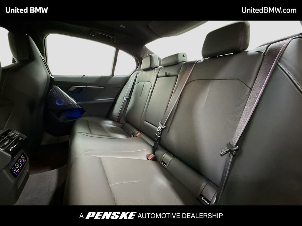 Used 2025 BMW M5 w/ Carbon Package AWD/4WD image 12